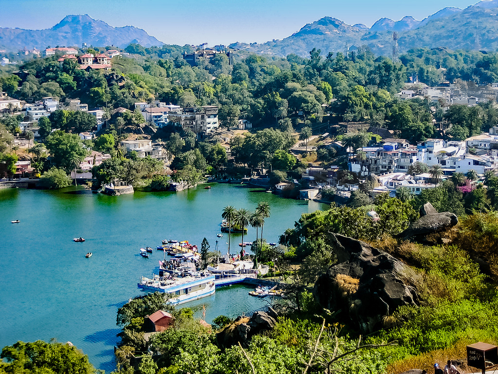 Mesmeric Mount Abu Family Package