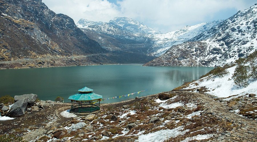 Gangtok Tsomgo Lake Baba Mandir Tour